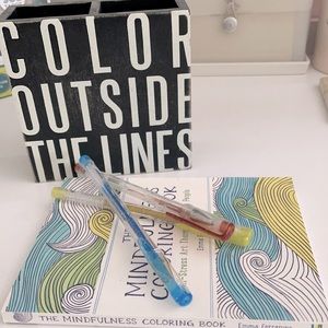 •creative pen holder•